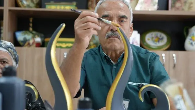Gaziantep’te Alzheimer Hastaları El Sanatlarıyla Sosyal Yaşama Bağlanıyor