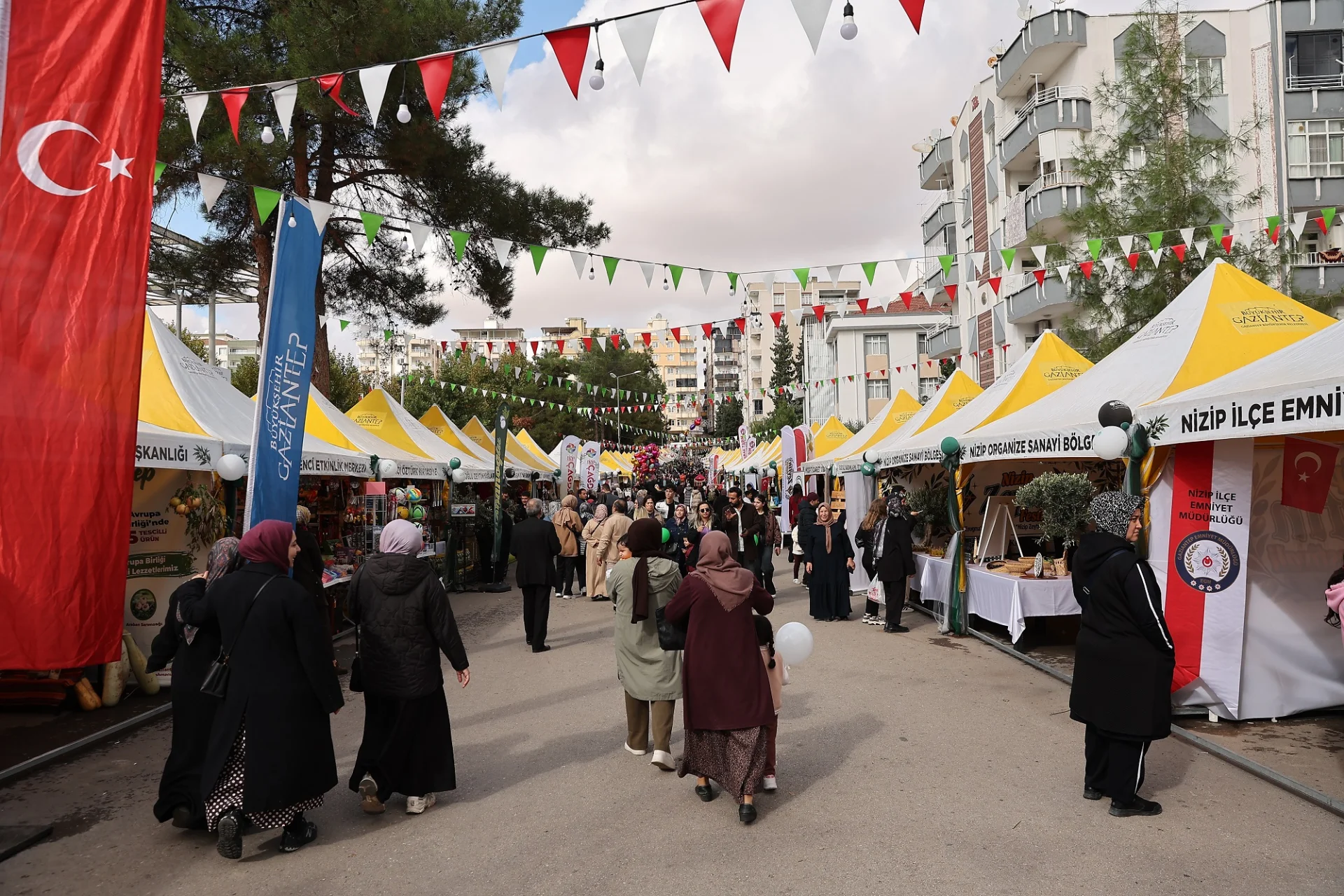 NİZİPLİ BU SÖZLERİ UNUTMAZ — 17